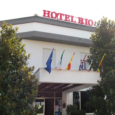 Rio Hotel